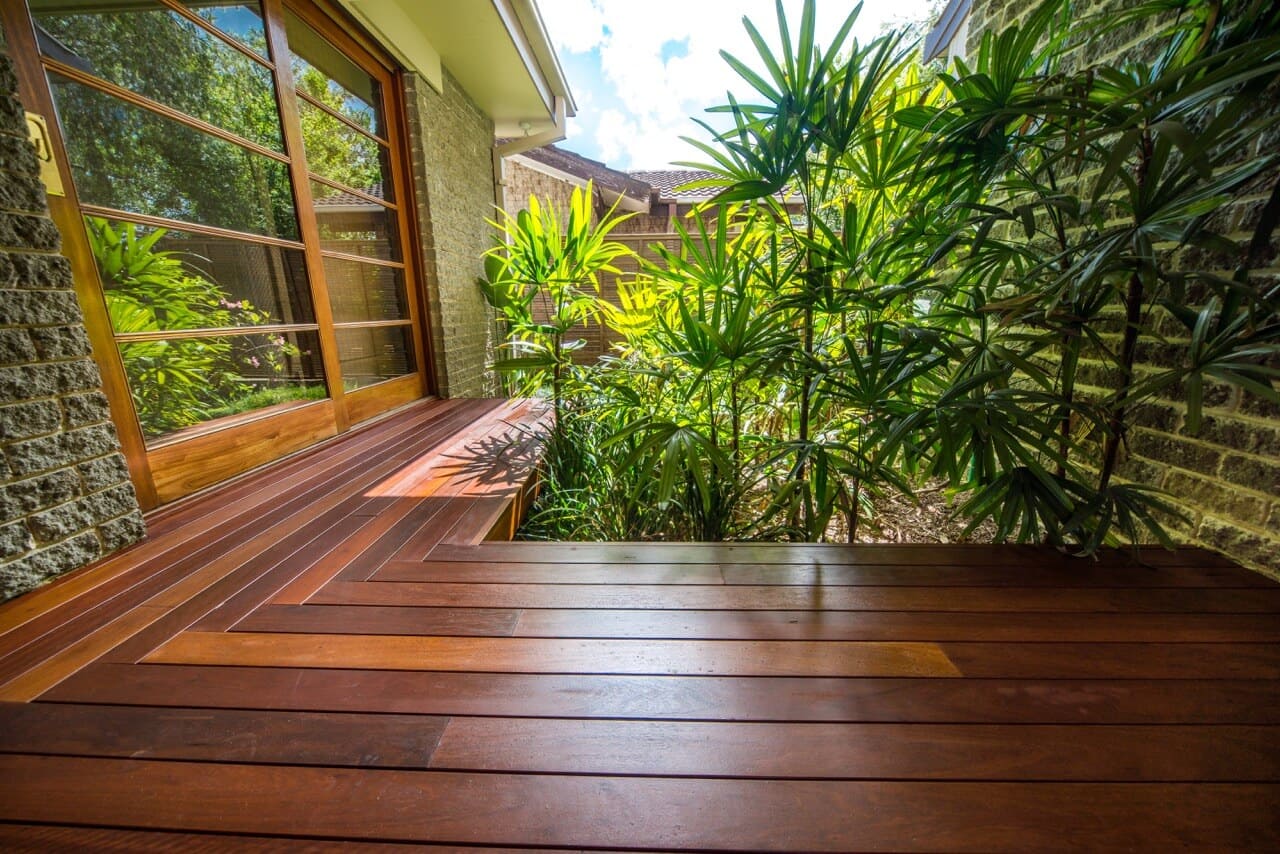 Carpentry, Wood Decking, Residential Fit Outs, Stairs, Balustrades & Handrails, Pergolas